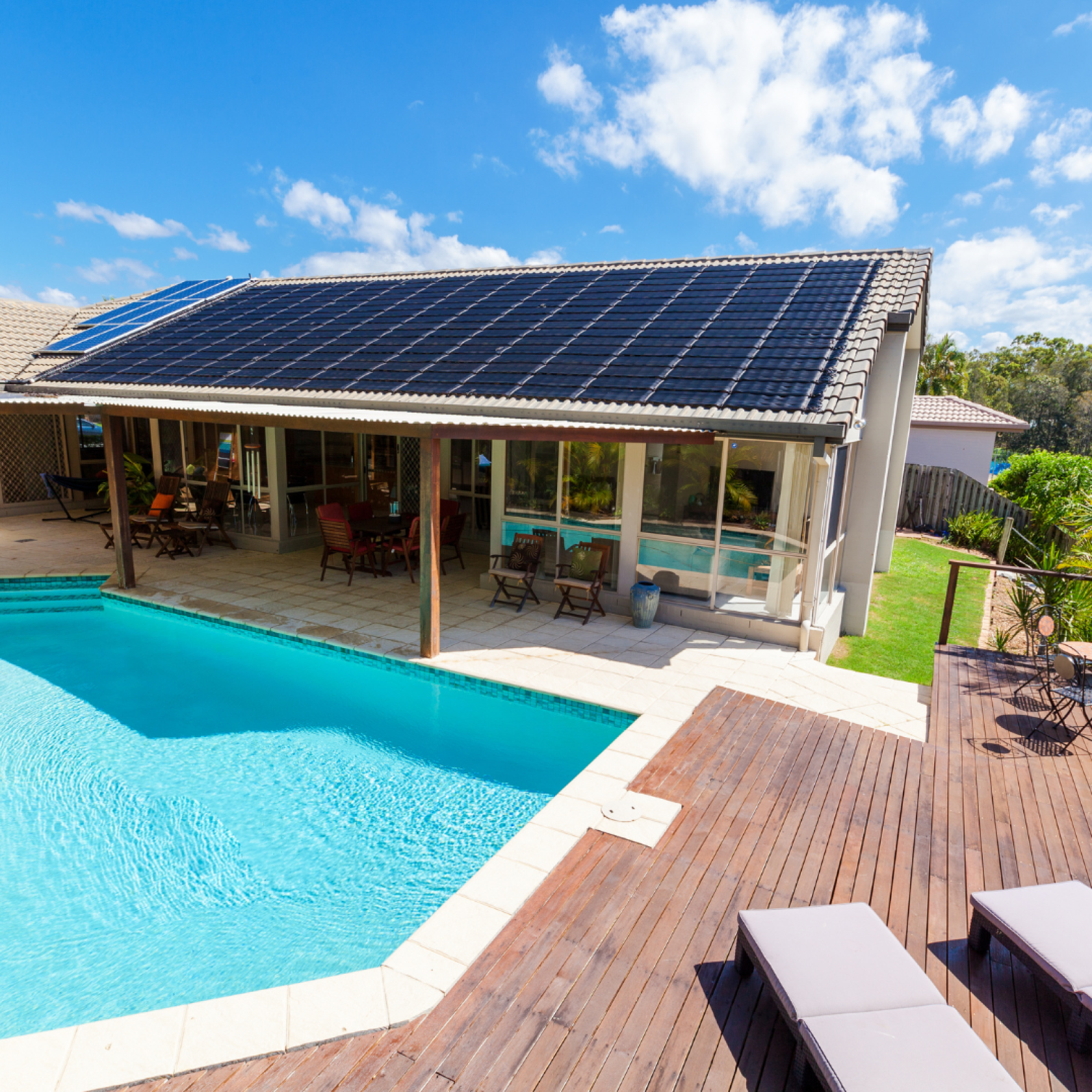 Solar Power Pool Photo